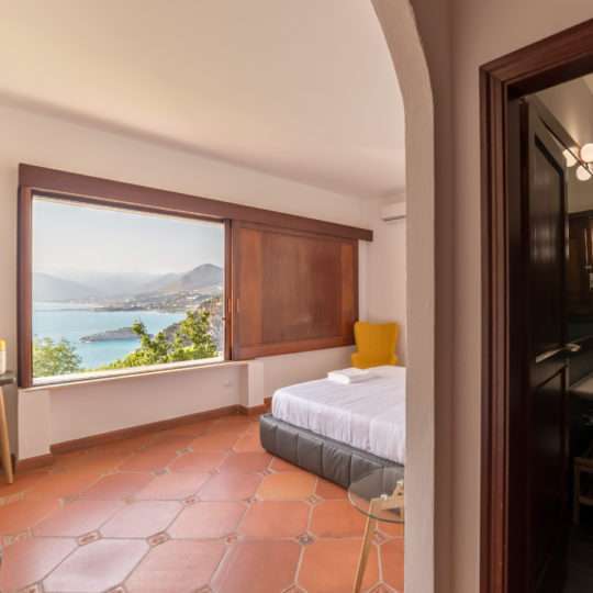 Villa Crawford